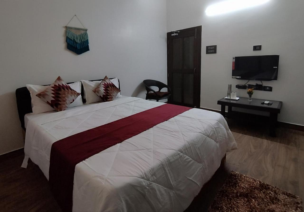 Jubels Homestay Ґувахаті Екстер'єр фото